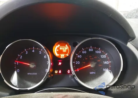 2010 Nissan Rogue S z USA, uszkodzony, nr VIN JN8AS5MT9AW030634